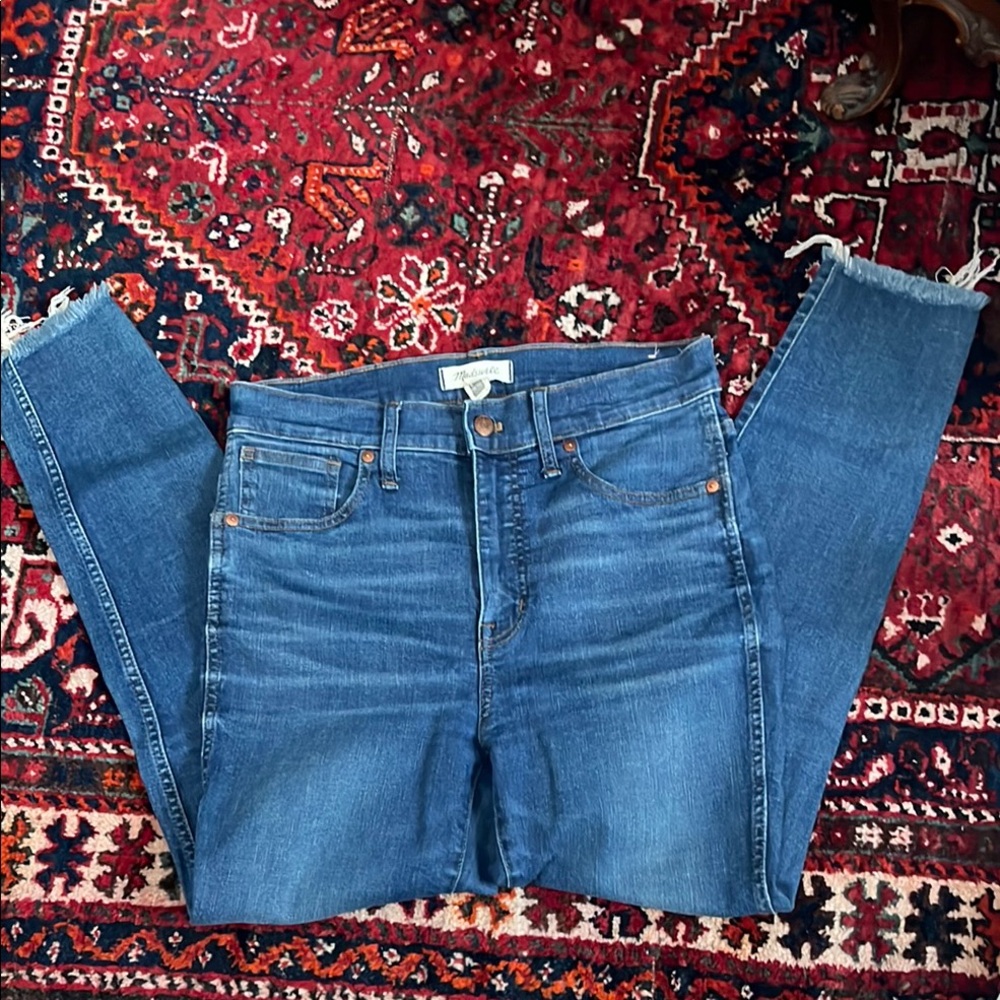 Madewell 10” High Rise Skinny Jeans With Frayed Hem